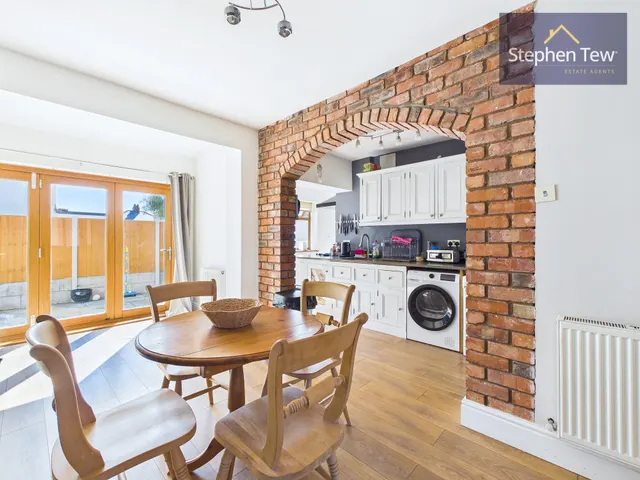 Alderley Avenue, Blackpool, FY4, photo 2