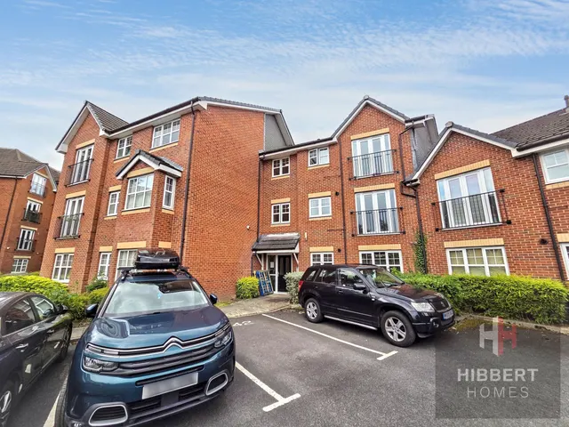 Delamere Place, Northern Moor, M23, photo 1