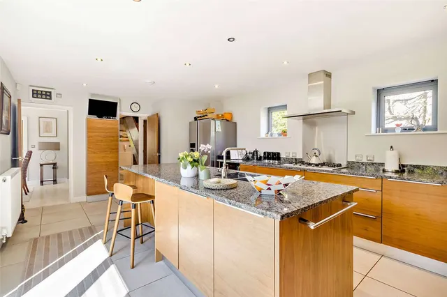 Photo 3 — Cottesford Place, James Street, Lincoln, Lincolnshire, LN2 1QF