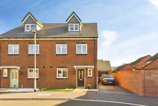 Flint Crescent, Westbury, BA13, photo 1