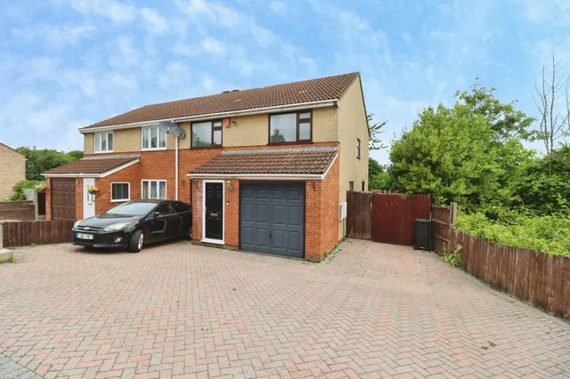 Lavers Close, Bristol, photo 1
