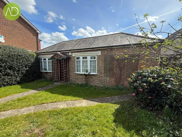 Rye Road, Hoddesdon EN11 0JB, photo 1