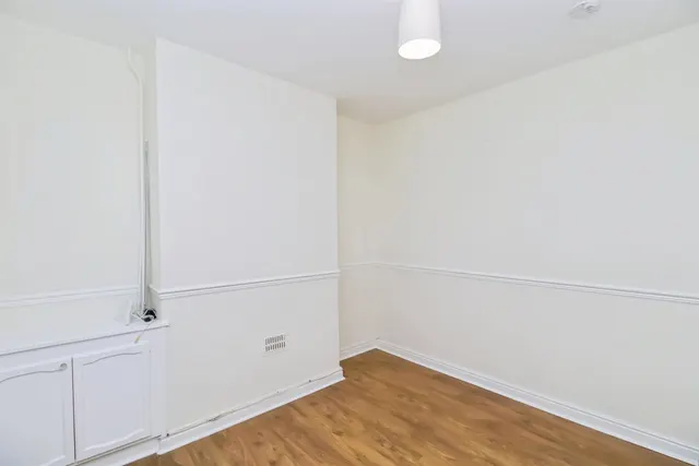 Phyllis Street, Barry, CF62, photo 3