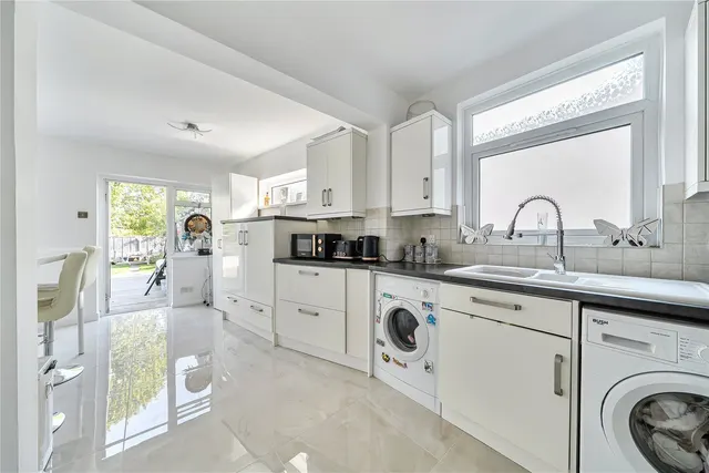 Starts Hill Road, Orpington, BR6, photo 3