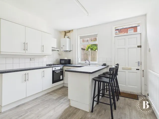 Photo 2 — Edmund Road, Highfield, Sheffield, S2