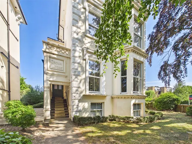Oak Hill, Surbiton, KT6, photo 1