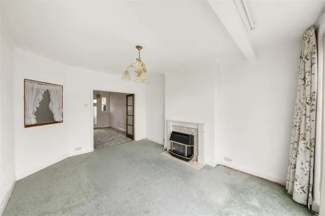 Ryecroft Avenue, Twickenham, photo 2