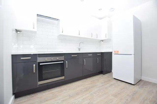Burton, Dun Works, 25 Acorn Street, Sheffield, S3 8EY, photo 1