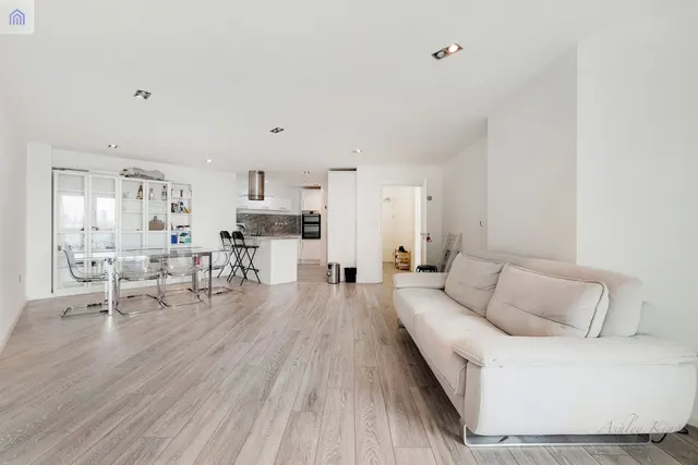 Limeharbour, London, E14, photo 1