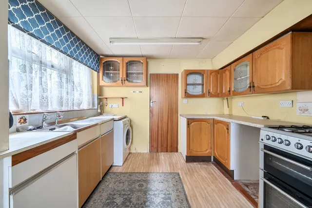 Walford Road, Uxbridge, UB8, photo 2