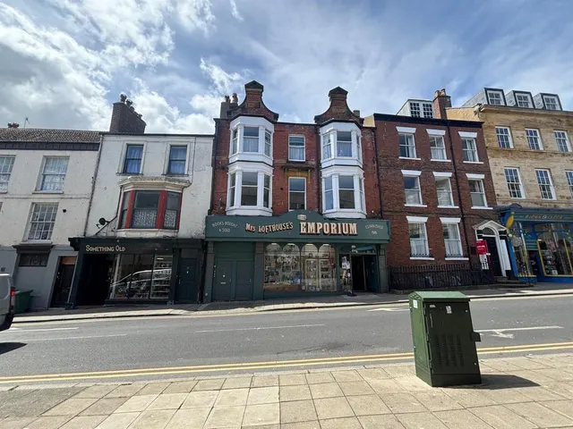 Queen Street, Scarborough YO11 1HA, photo 1