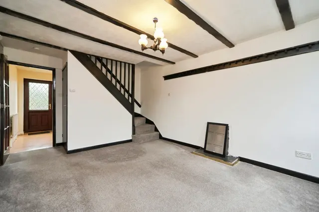 Photo 3 — North View, Allerton, Bradford