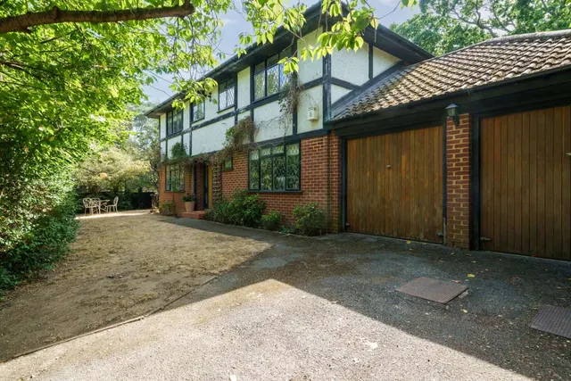 Almer Road, Wimbledon, London, SW20 0EL, photo 1