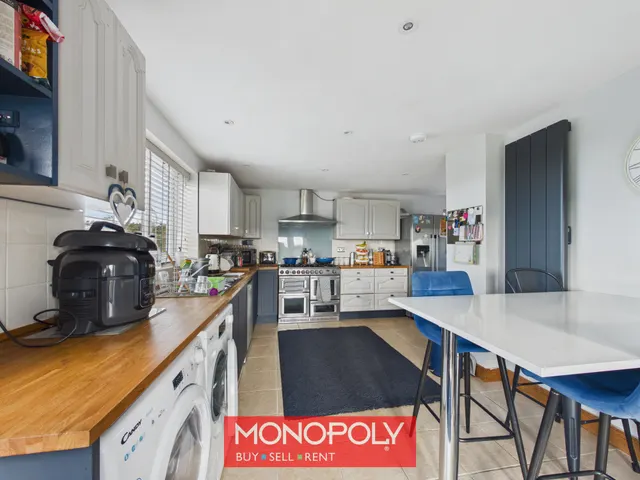 Tan Y Ffordd Cottages, Llangwyfan, LL16, photo 3