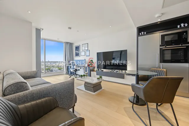Charrington Tower, Canary Wharf, E14, photo 1