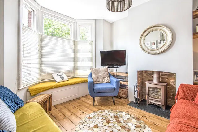 3 bedroom house — Brassey Road, Winchester, Hampshire, SO22