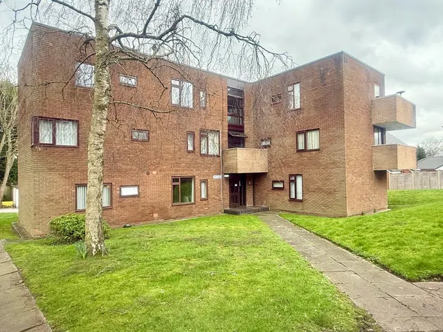 Guthrum Close, Erdington, B23, photo 1