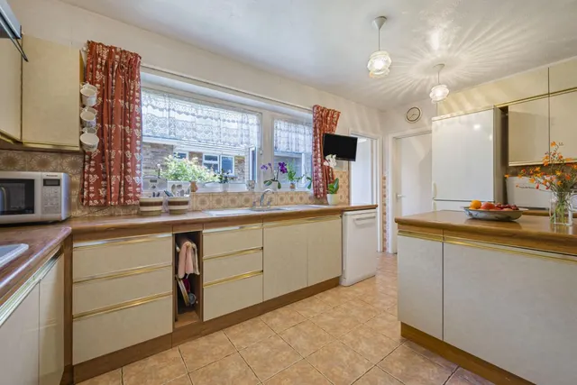 Aperfield Road, Biggin Hill, photo 2