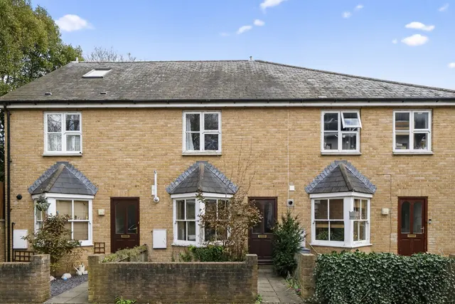 Brandram Mews, London, SE13, photo 1