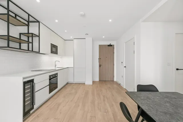 Caldon Boulevard, Wembley, HA0, photo 3
