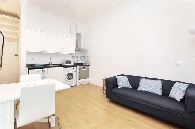 St Johns Hill, London, SW11, photo 3