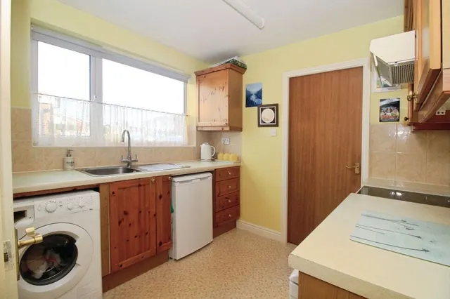 Photo 3 — Galloway Close, Barwell, Leicestershire, LE9