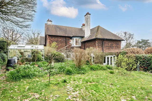 Old Haslemere Road, Haslemere, GU27, photo 1
