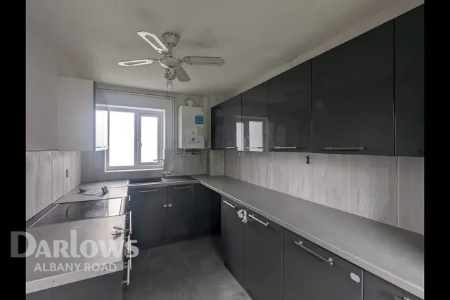 Whiteacre Close, CF14, photo 3