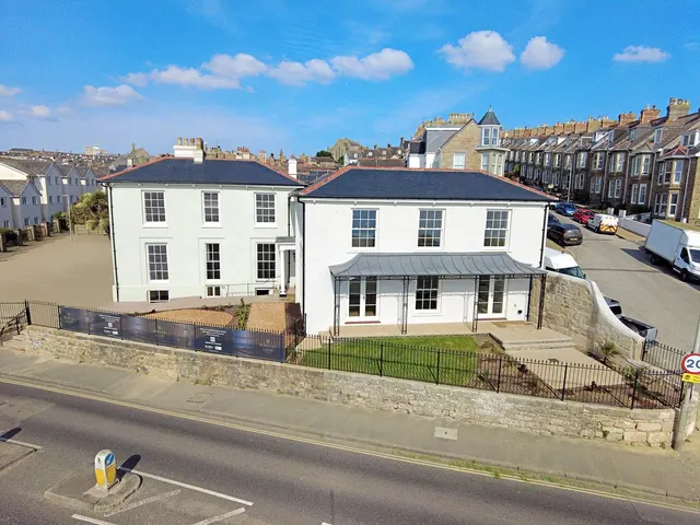 The Oystercatcher, Petrellen Court, Penrose Terrace, Penzance, TR18