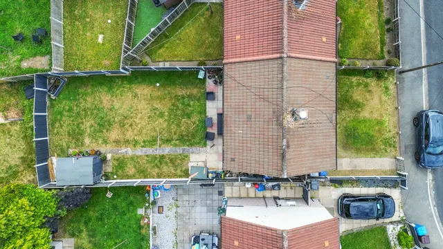 Photo 2 — Dennett Road, Prescot, Prescot, L35 5EZ