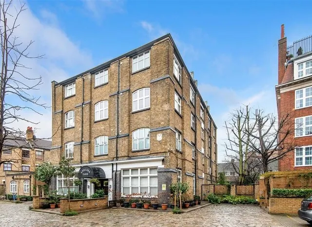 Adelina Grove, Whitechapel, E1, photo 1
