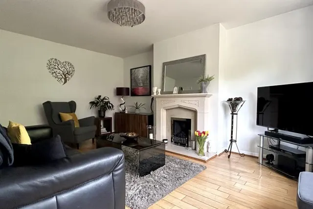 Styal Road, Cheadle, photo 3