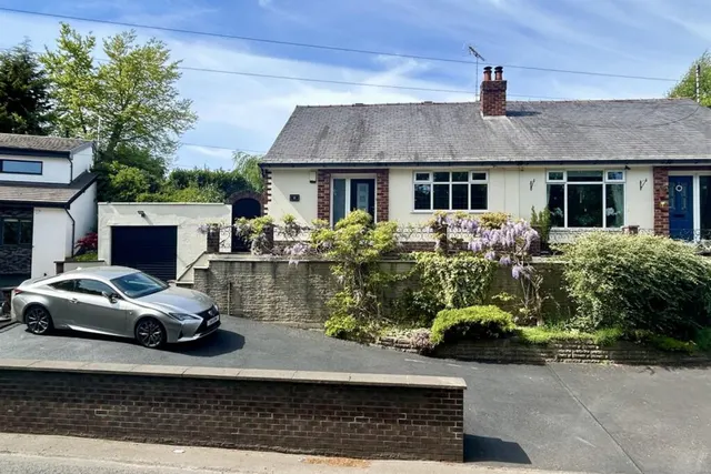 Styal Road, Cheadle, photo 1