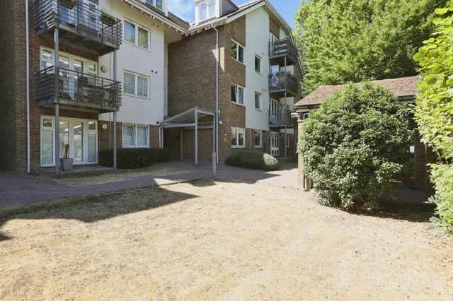 Harlands Road, Haywards Heath, RH16, photo 2