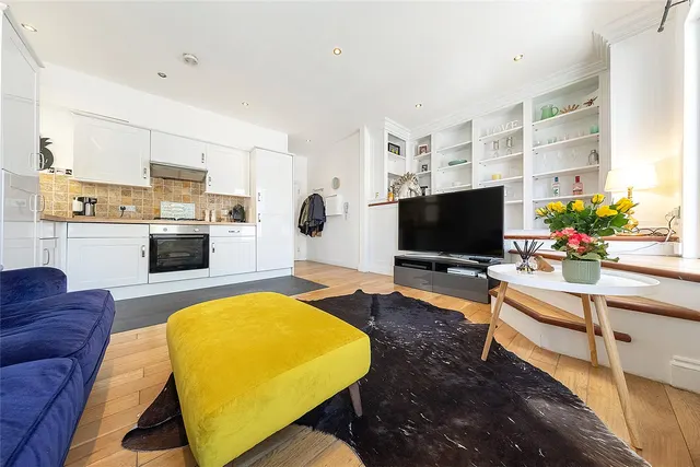 Photo 3 — Lordship Lane, East Dulwich, London, SE22