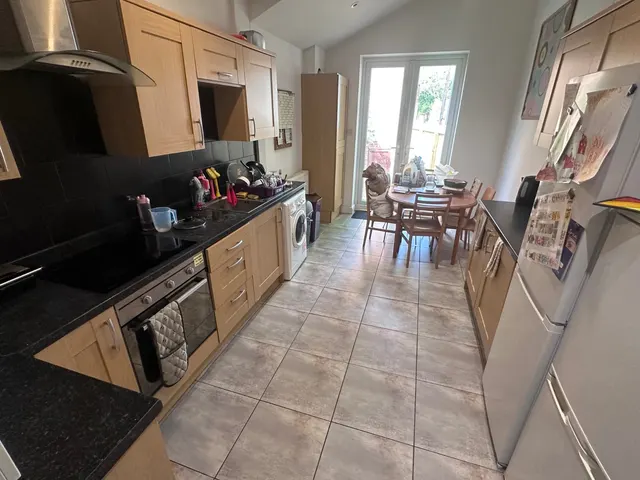 Bowers Avenue, Nottingham, NG3, photo 3