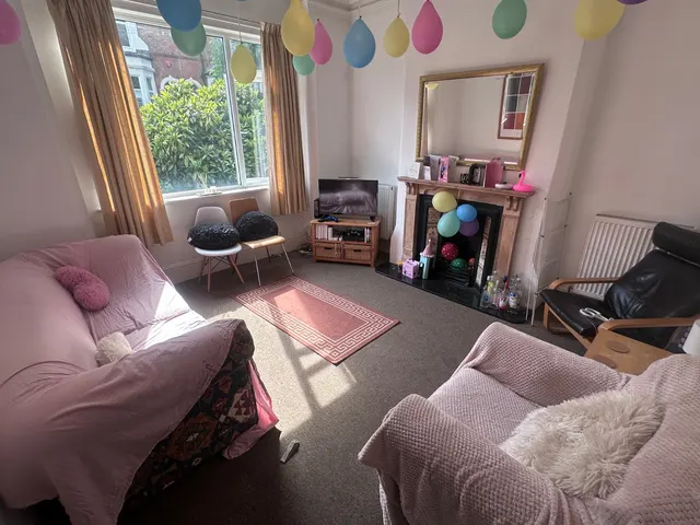 Bowers Avenue, Nottingham, NG3, photo 1