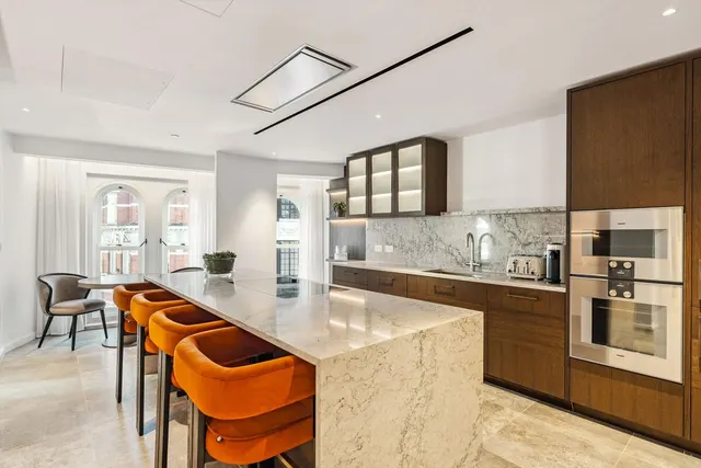 Basil Street, London, SW3, photo 2