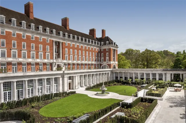 Star Garter House, Richmond Hill, TW10, photo 1