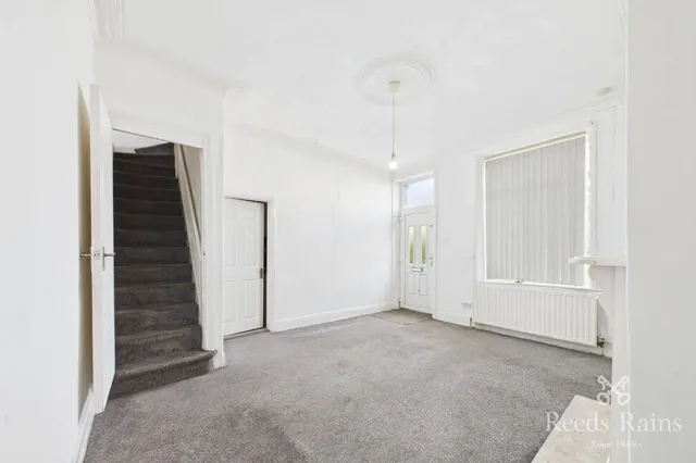 Paley Terrace, Bradford, BD4, photo 2