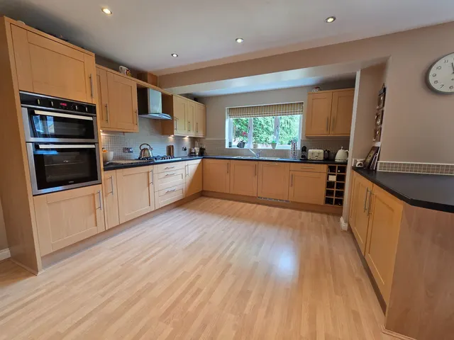 Photo 2 — Wellingtonia Close, Shepshed, Loughborough, LE12 9FB