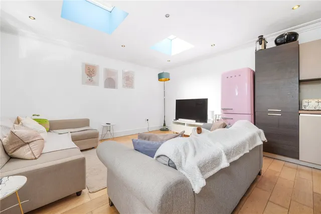 Photo 3 — Crystal Palace Road, East Dulwich, London, SE22