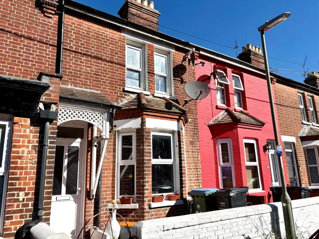Linden Road, Littlehampton, photo 1