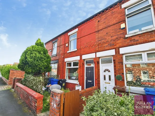 Liverpool Street, Reddish, SK5, photo 1