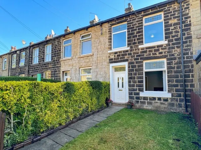 Vale Terrace, Waterfoot, BB4, photo 2