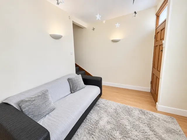 Primrose Road, Leyton, E10, photo 2