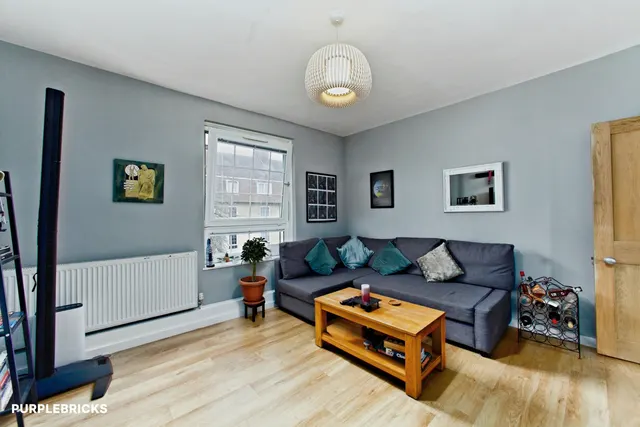 Mountearl Gardens, Streatham, SW16, photo 2
