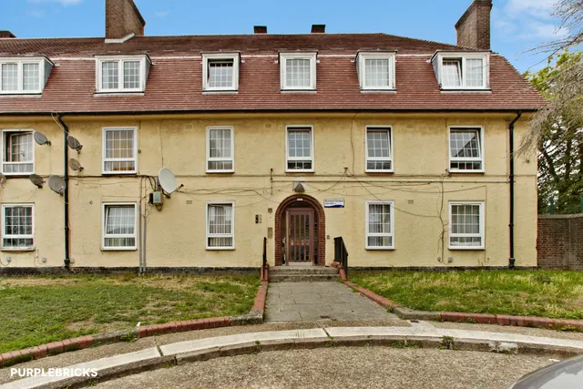 Mountearl Gardens, Streatham, SW16, photo 3