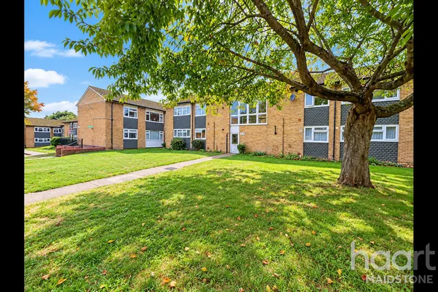 Farleigh Court, Maidstone, ME16, photo 1