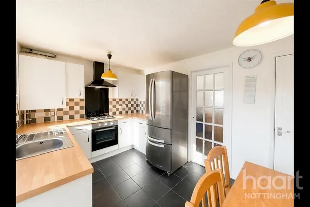 Marham Close, Sneinton, NG2, photo 2